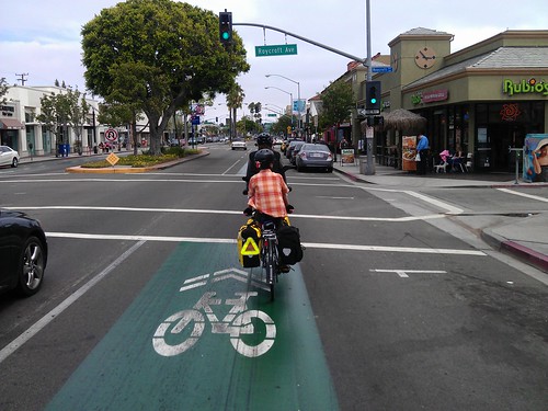 9455405500_10982a55f3